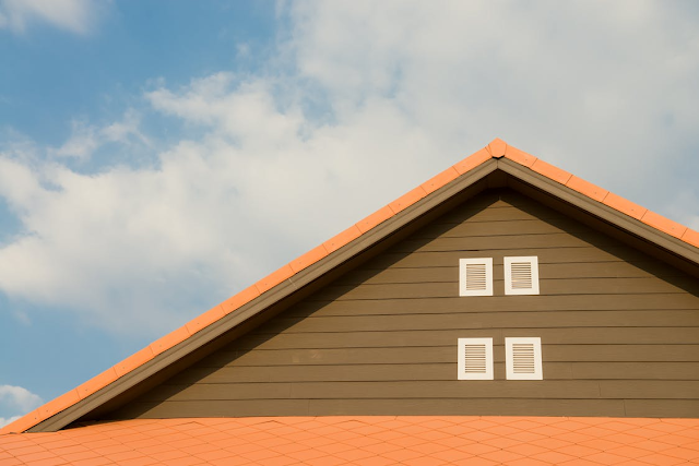 roof of home with wooden beams