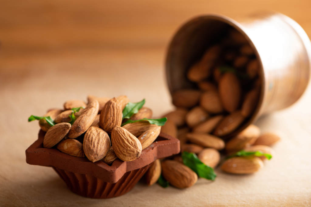 6 Reasons Why Should You Eat Soaked Almonds - Healthy Master