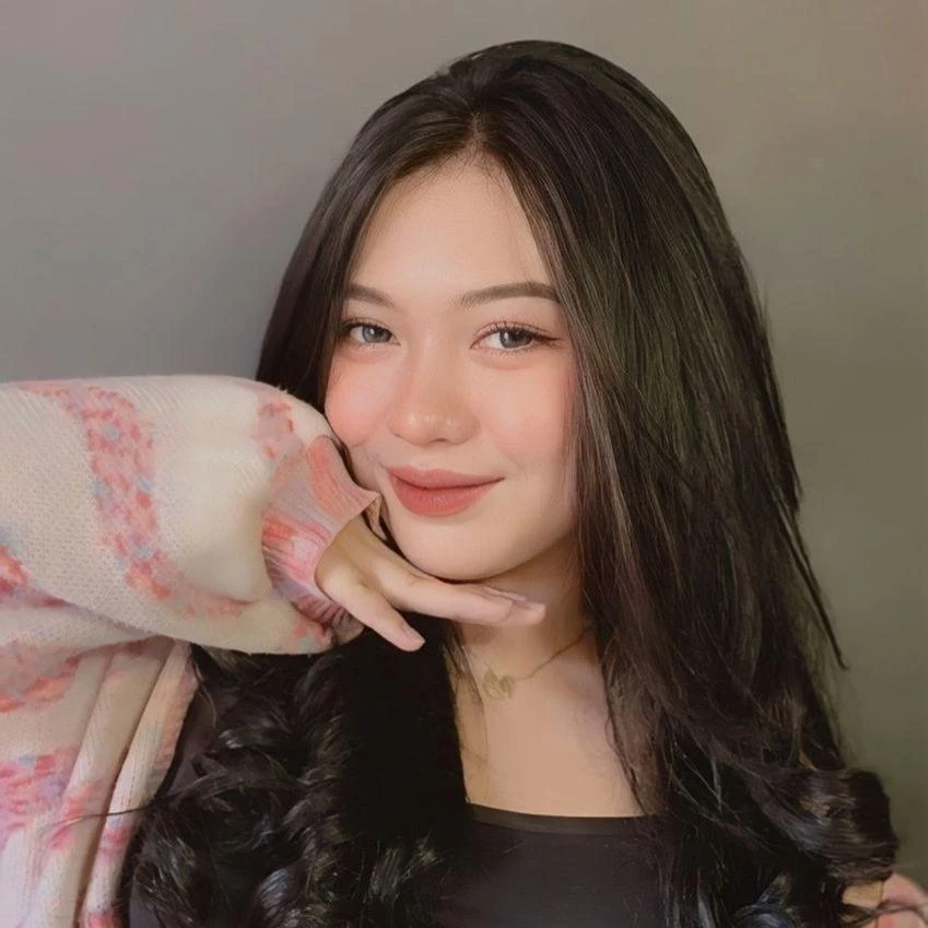 Wanita Mempesona yang Membuat Setiap Pandangan Jadi Sulit Berpaling, wanita mempesona, pandangan sulit berpaling, cewek seksi