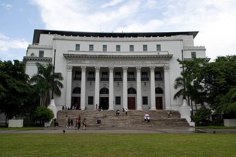 A photo of the exterior of National Museum of Natural History