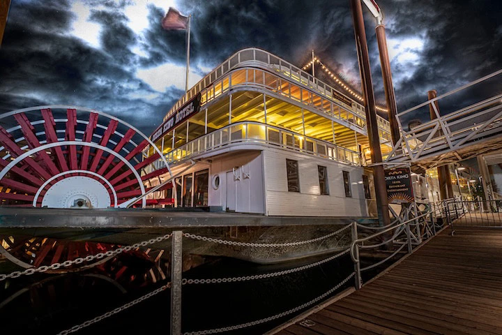 Spooky Sacramento River Cruises: 