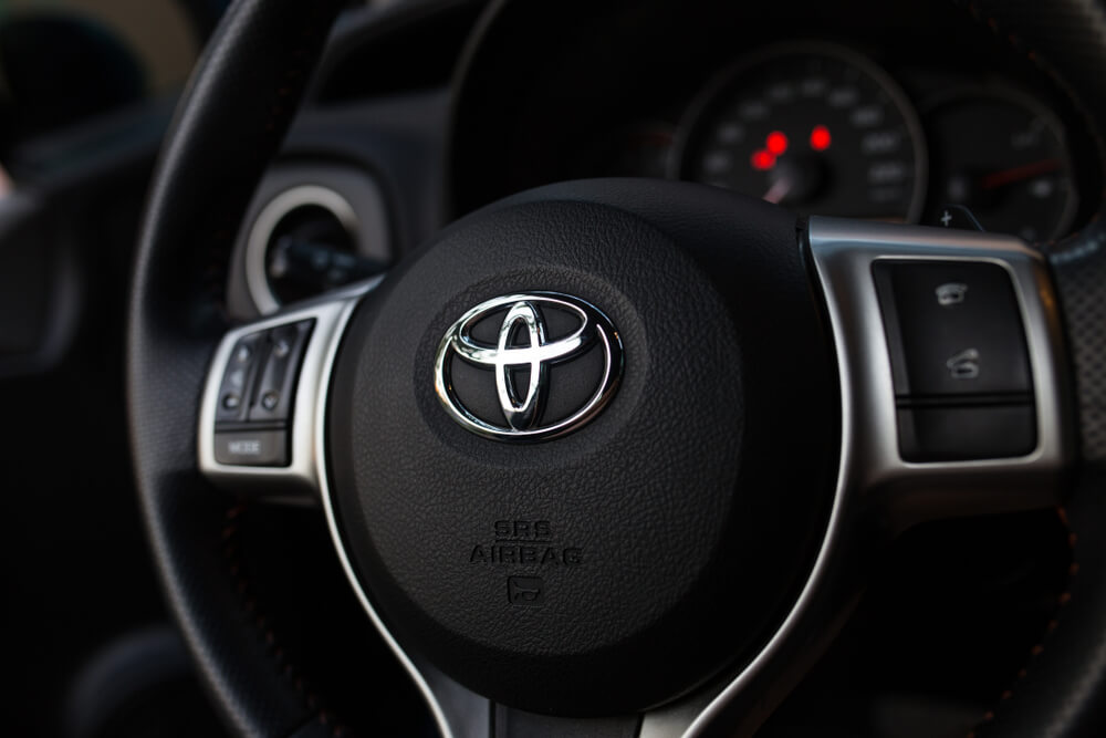 Tips Perawatan Airbag pada Toyota Corolla Cross Hybrid