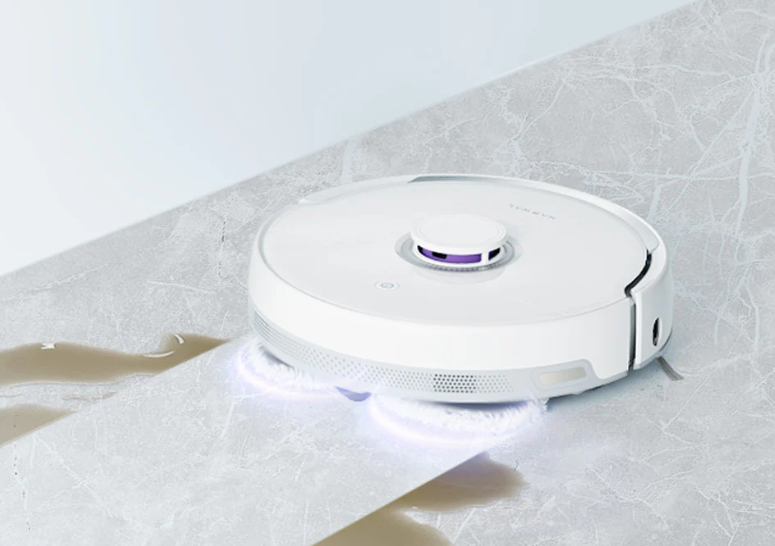 Robot Vacuum and Mop: The Ultimate Pet Hair Solution