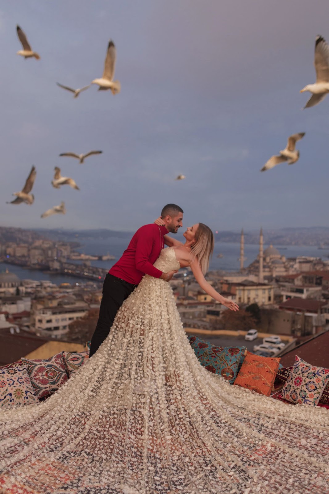 City view, cozy vibes, love in bloom