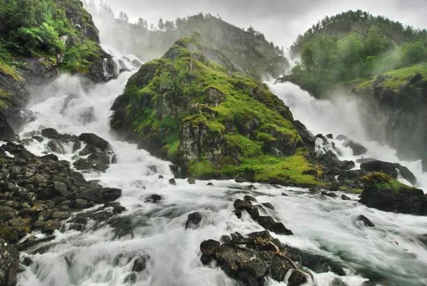 25 Nature Vistas That Open the Soul, soul nature, scenic vista, nature, forest, landscape, healing view, natural clarity