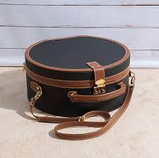 travel hat box
