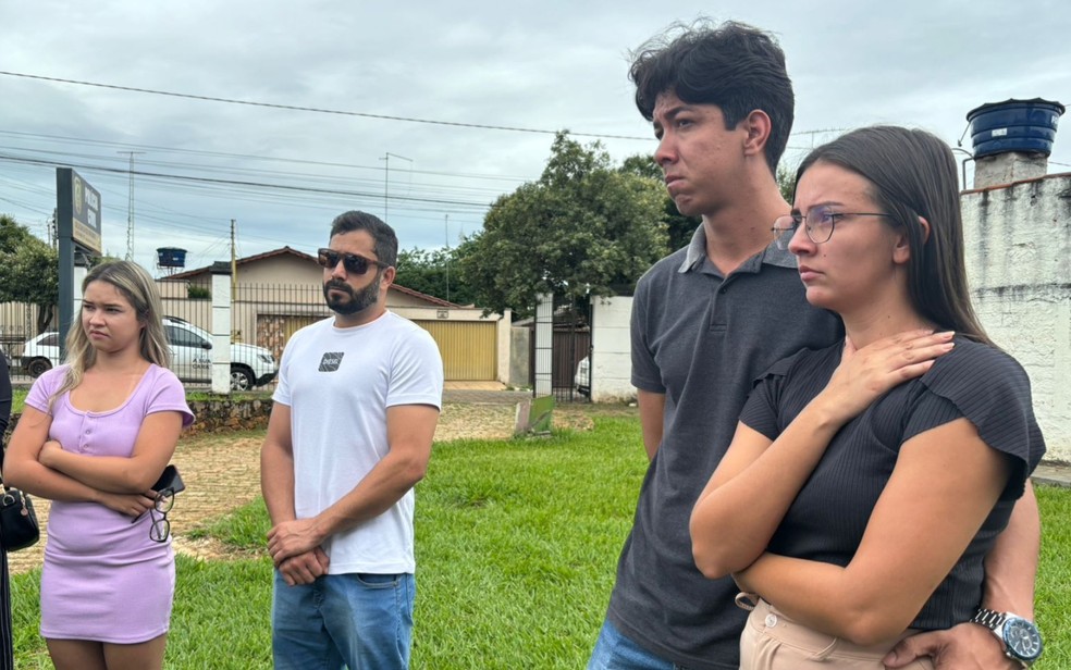 Bebs foram trocados aps o nascimento em hospital de Inhumas, denunciam pais  Foto: Gilmara Roberto