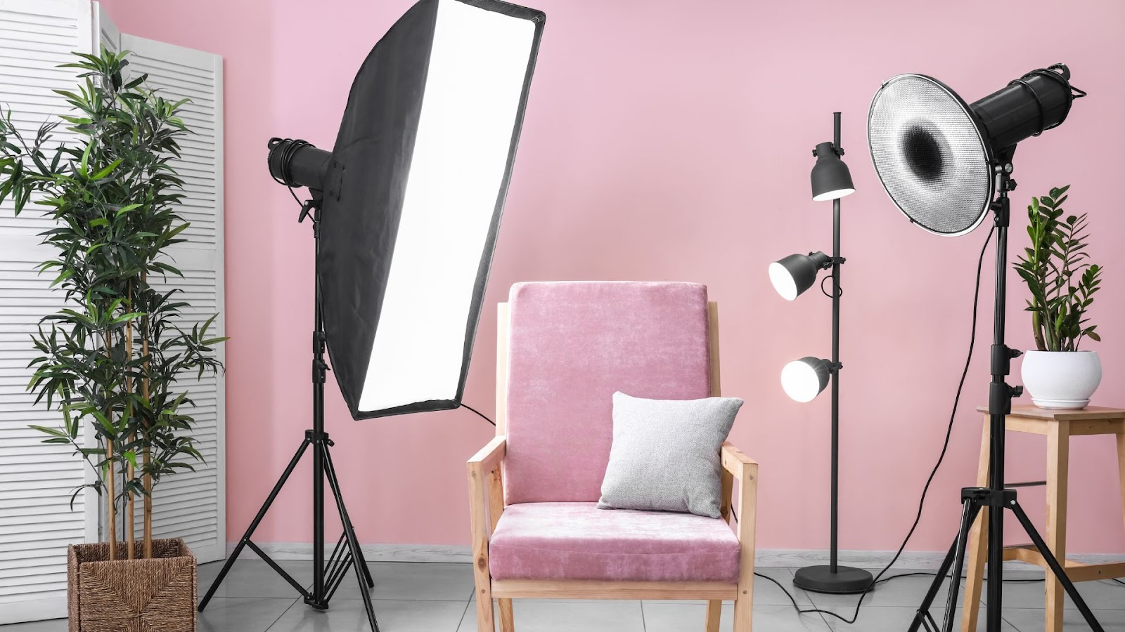 Studio Lighting Kits for Beginner Image 3