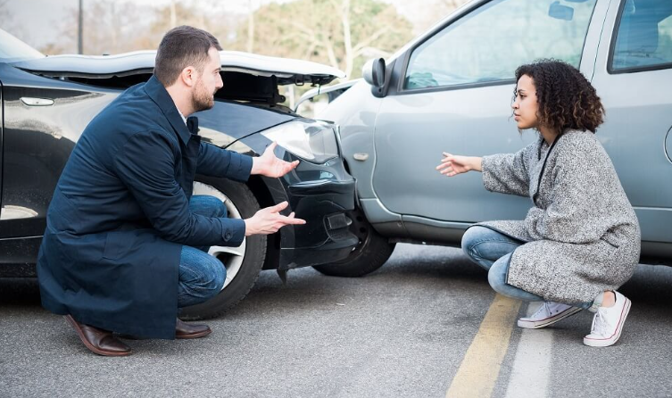 How Does a St. Petersburg Car Accident Lawyer Assist Me to Prove Fault?