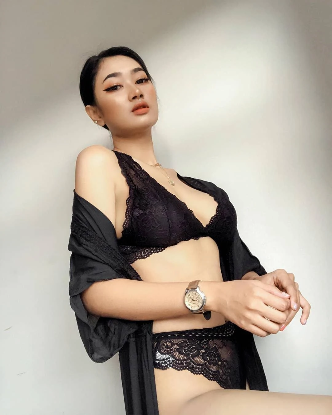 Pesona Gadis Manis dengan Senyum Tulus, senyum tulus, gadis indo, cewek manis