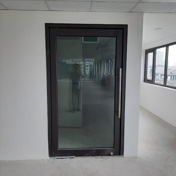 Cửa kính chống cháy