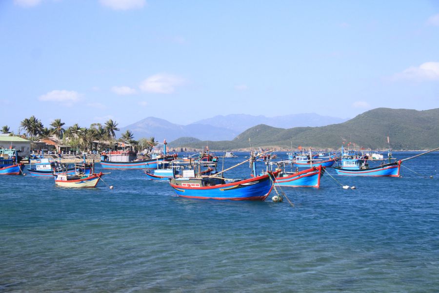 Bich Dam also has a rich marine ecosystem with colorful coral reefs.