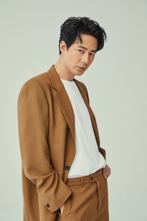 this contains an image of Jo In-sung