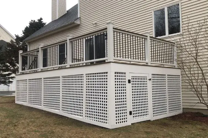 Choosing the Right Deck Contractors in Boston, MA