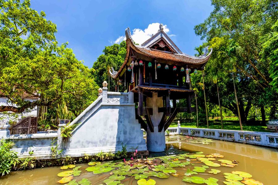 The architecture of One Pillar Pagoda is extremely unique. Source: Journey International 