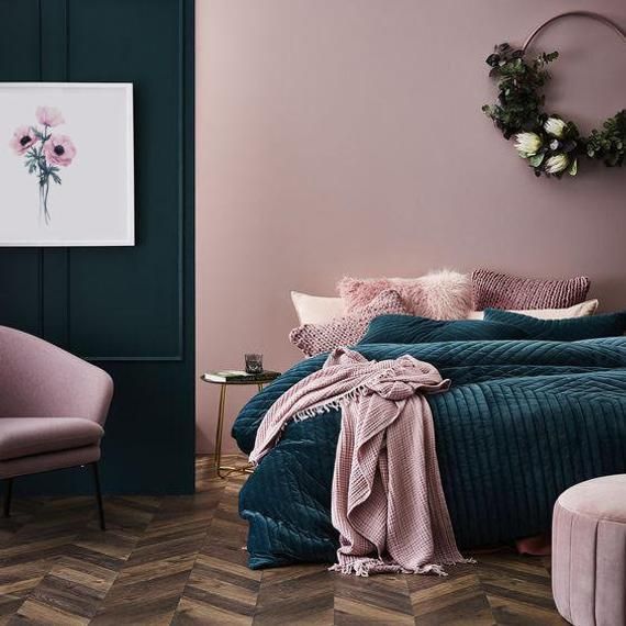 bedroom colour pink 