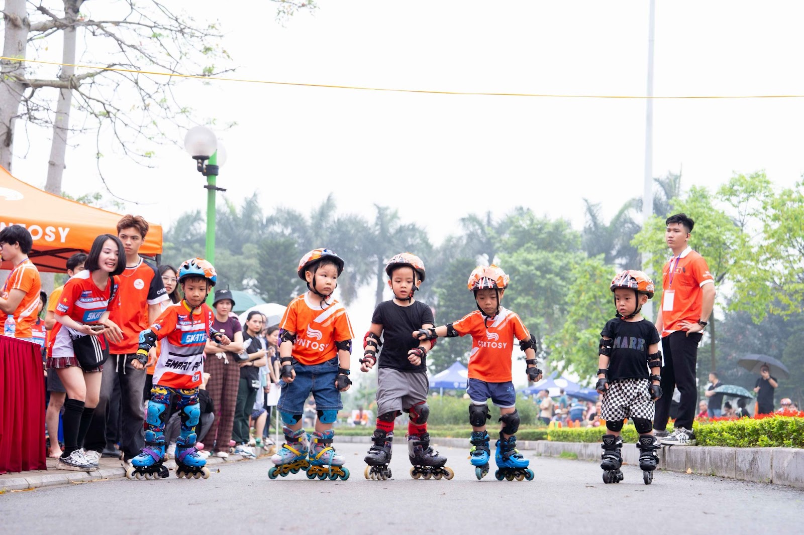 Địa chỉ mua giày patin 4 bánh ngang uy tín