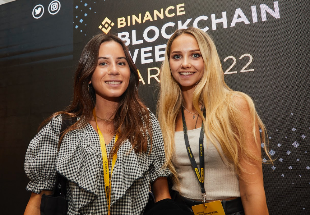 Катерина Шухніна на конференції Binance Blockchain Week