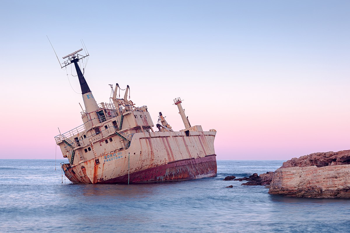 Shipwreck image