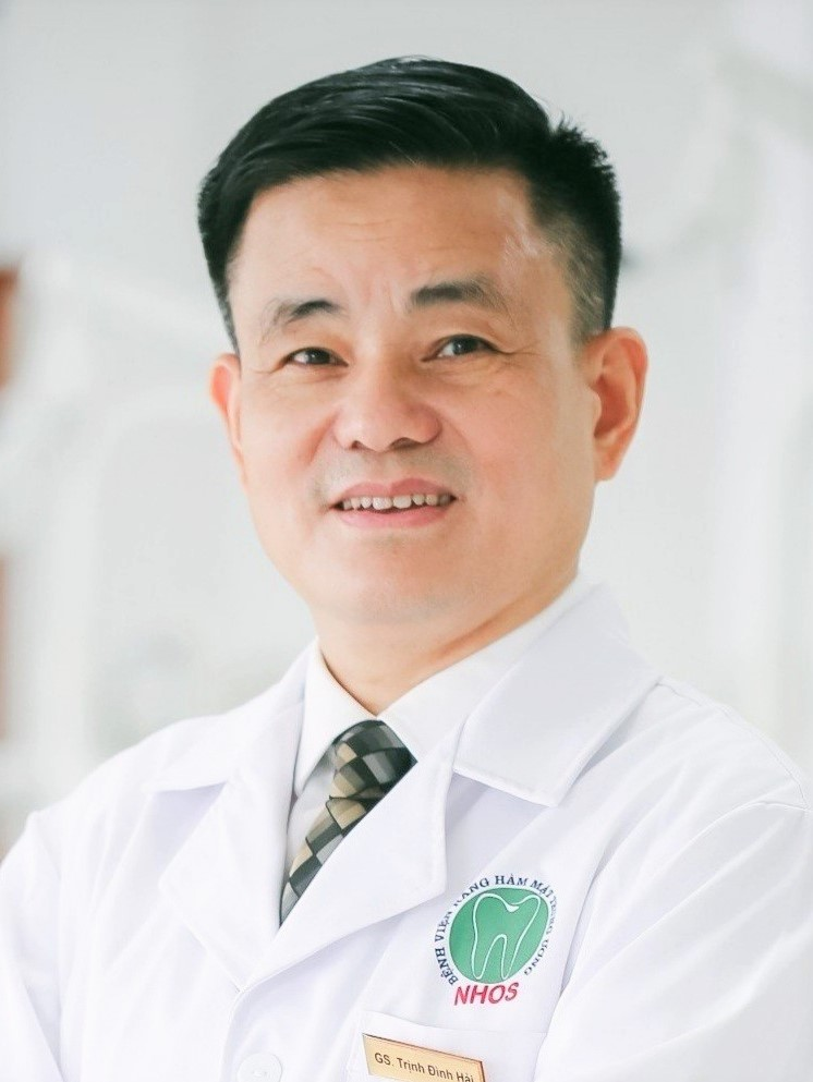 CƠ CẤU TỔ CHỨC VÀ NHÂN SỰ