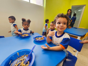 Atender às necessidades nutricionais das crianças é uma das preocupação da Coordenação de Nutrição e Segurança Alimentar da Semed. Foto: Ascom Semed