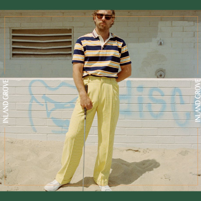 Inland Grove - Man dressing golf attire