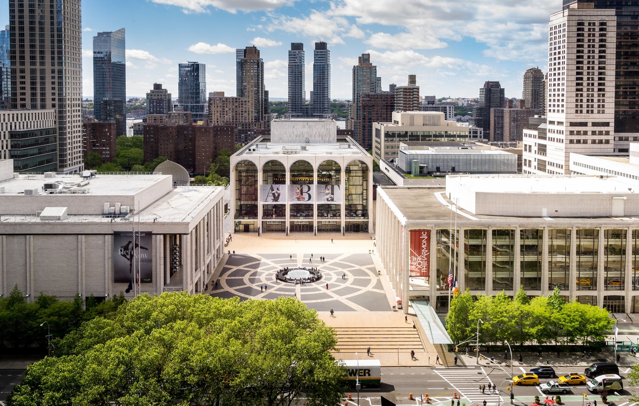 Lincoln Center Will Host a Massive Wedding for 500 Couples This Weekend